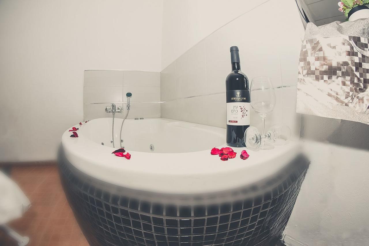 Magical In The Galilee Motel Qiryat Shemona Ngoại thất bức ảnh