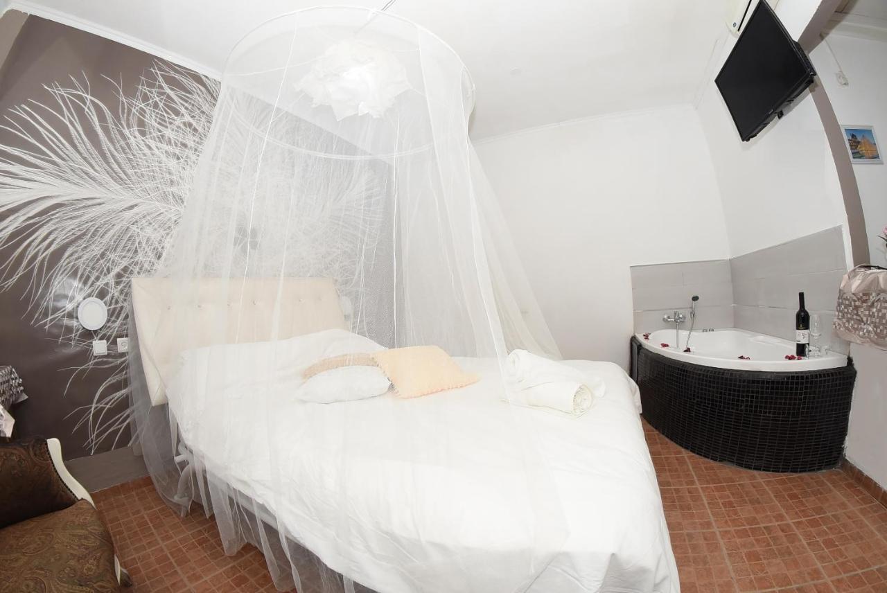 Magical In The Galilee Motel Qiryat Shemona Ngoại thất bức ảnh